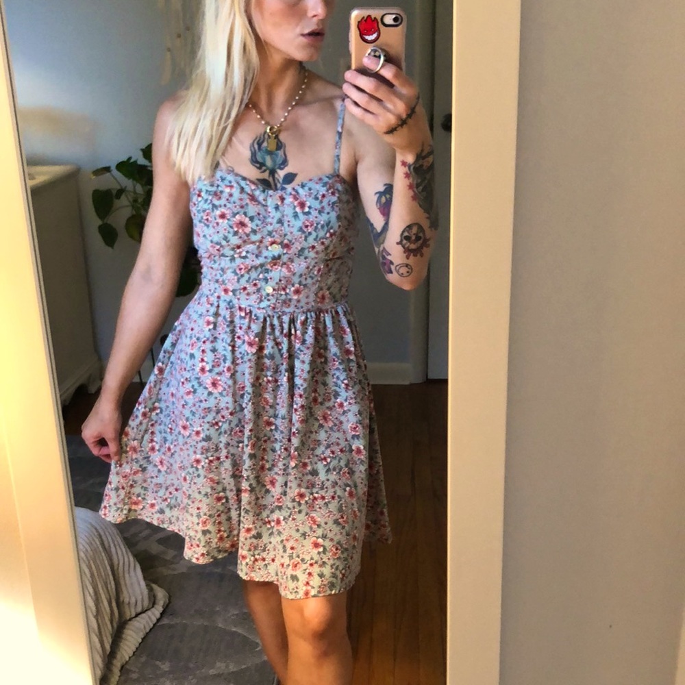 Comfortable, floral summer dress.